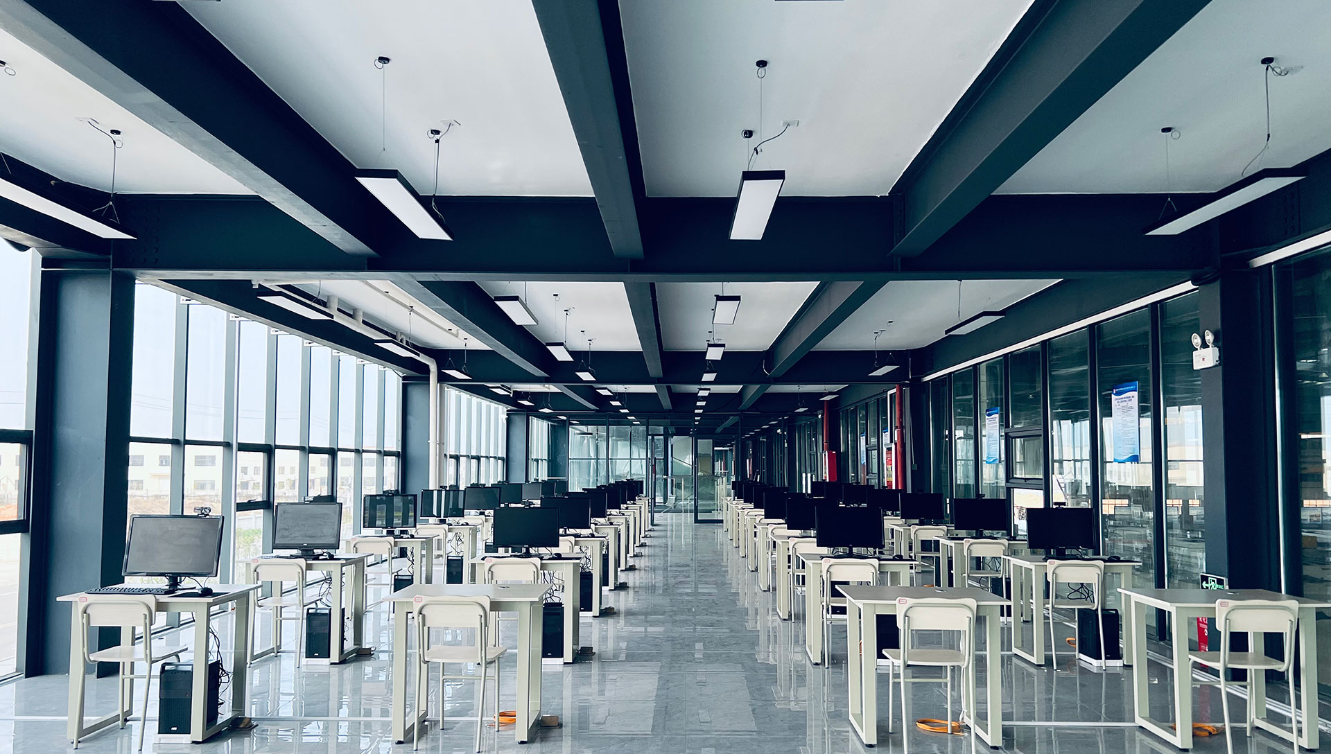 建邦手艺集团有限公司